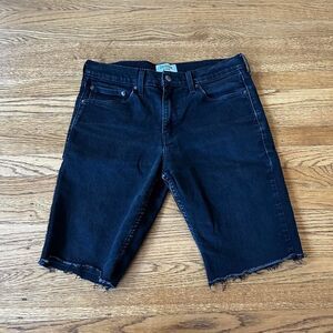 Denizen from Levi's Black Cutoff Jorts sz 32